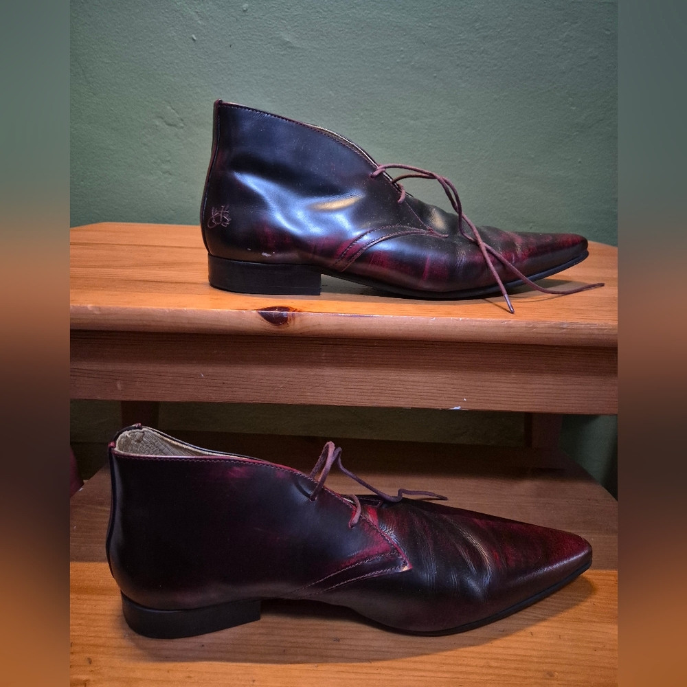 John Fluevog Pointed Toe Ankle Boots Burgundy Black Leather Size 11 - Picture 3 of 6
